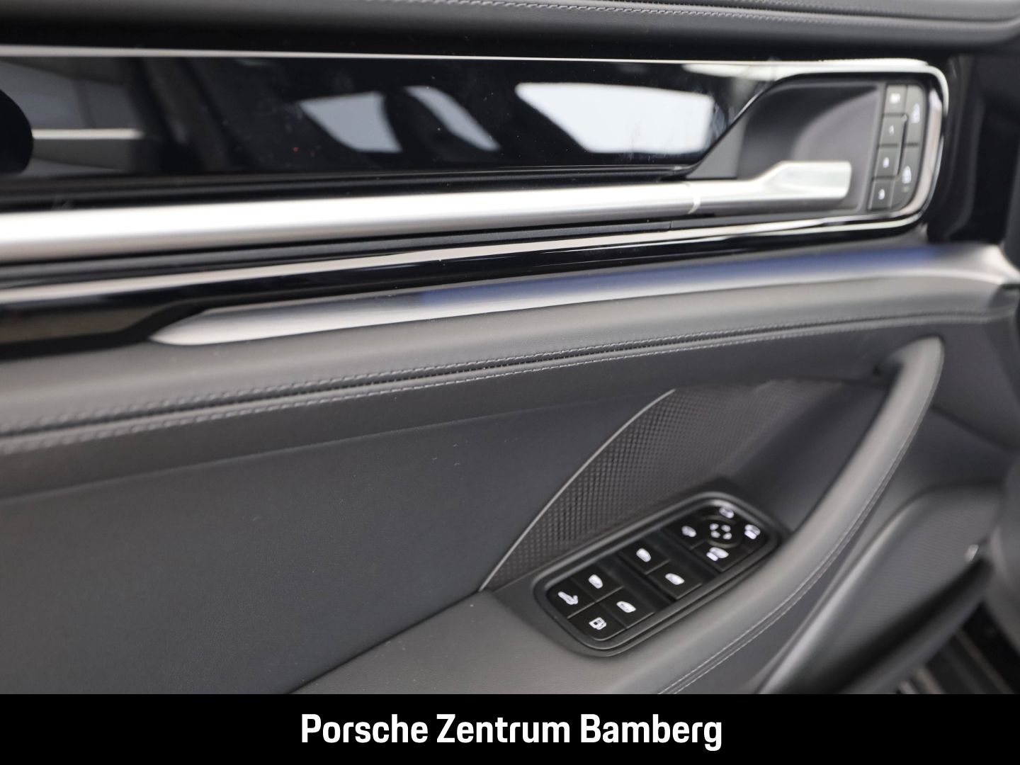 Porsche Panamera 4 E-Hybrid/ Massage/ Inno-Drive/ Head u