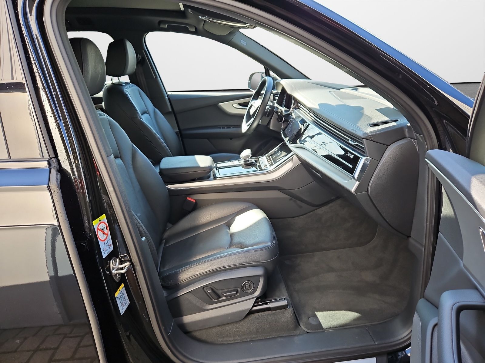Audi Q7 55 TFSI tiptronic quattro S line NaviPlus Mat