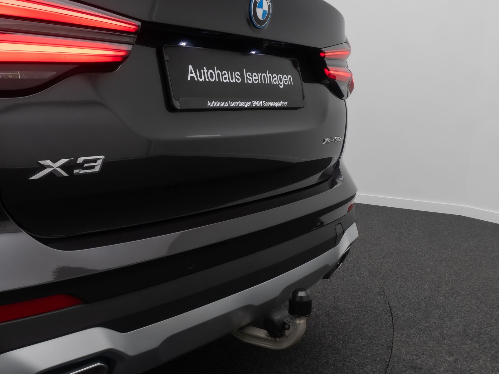 BMW X3 xD30e Kamera AHK HUD DAB Sport Panoram 19Zoll