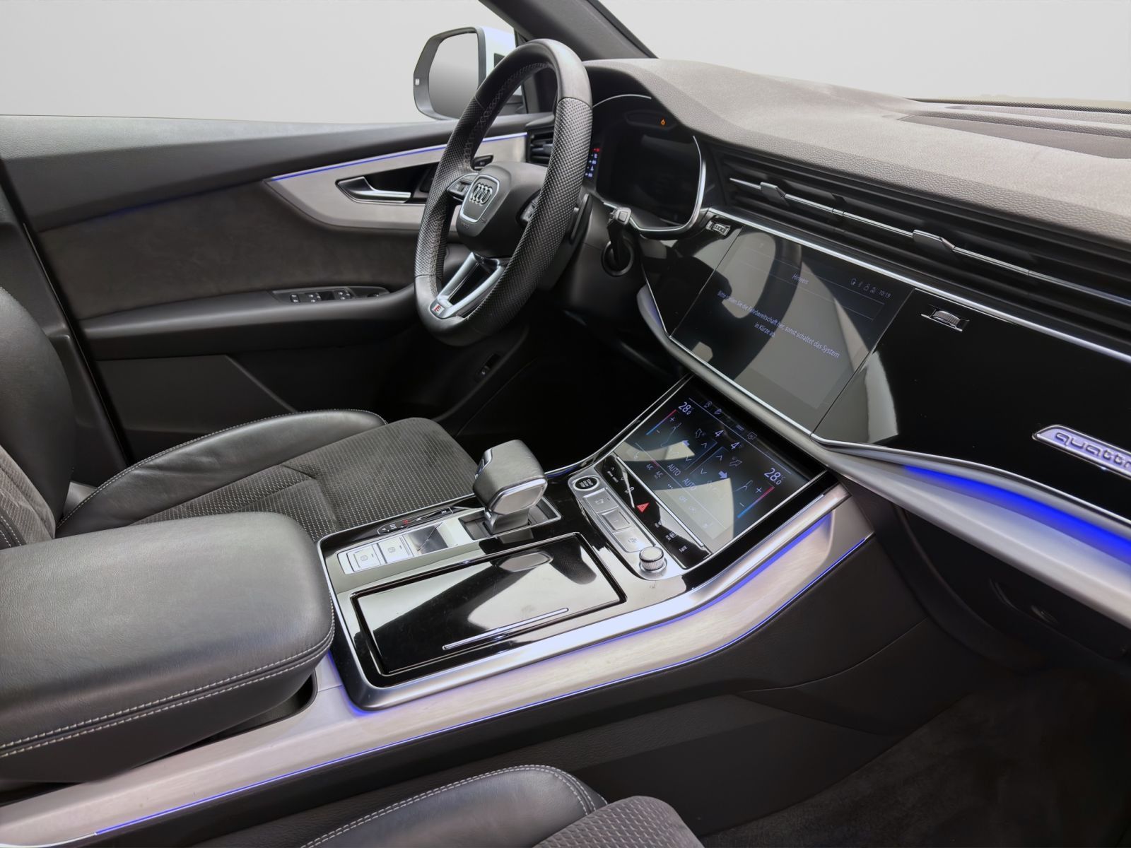 Audi Q8 50 TDI Q S LINE NAVI eKLAPPE STDHZG LM23