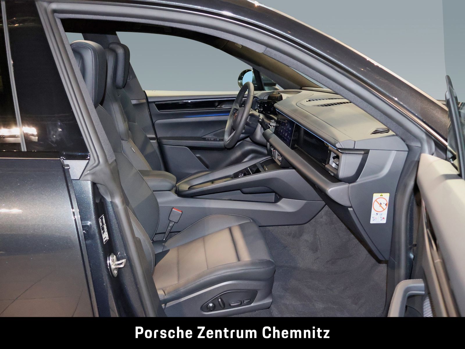 Porsche Macan 4 Electric Luft.;Matrix-LED;4xSitzheiz.;BO