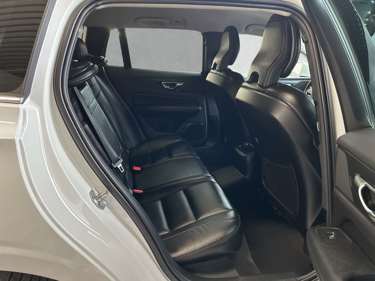 Volvo V60 Inscription Recharge AWD T6 EU6d Winter-Pake