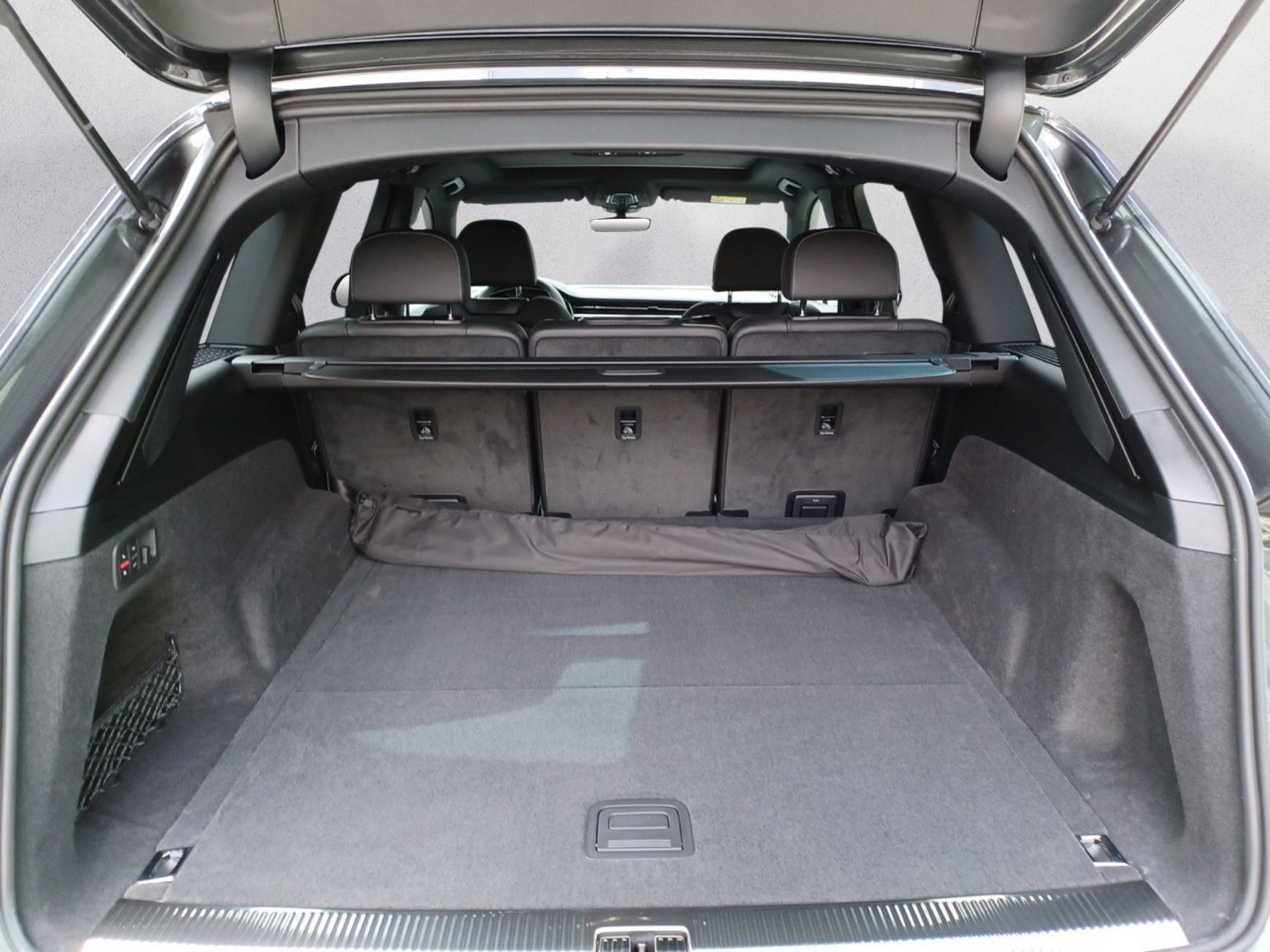 Audi Q7 SUV S line 50 TDI quattro 210(28 6) kW(PS) ti
