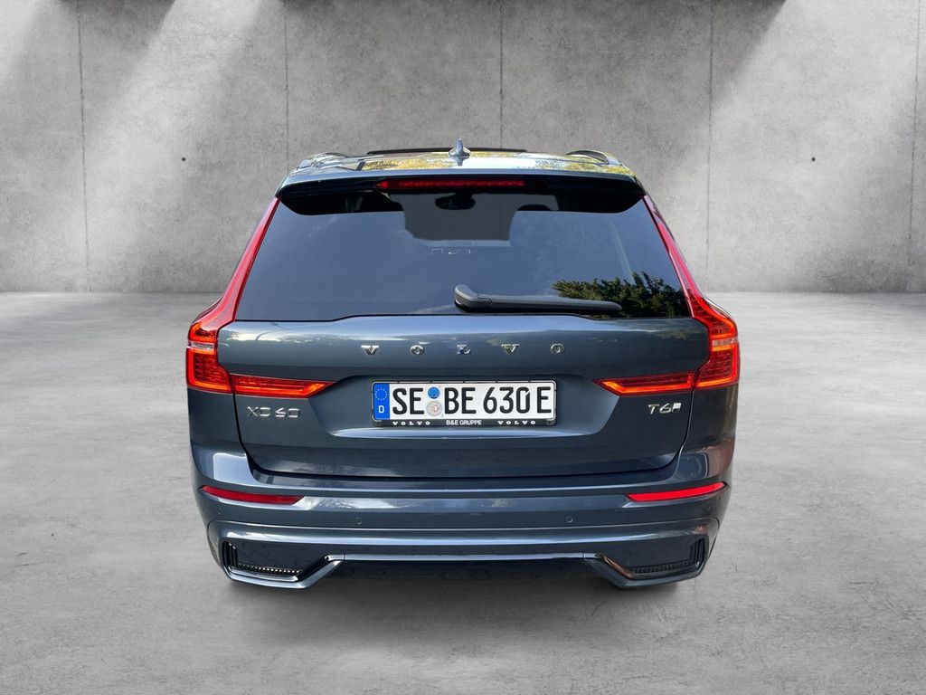 Volvo XC60 T6 Plus Dark Recharge Plug-In Hybrid AWD