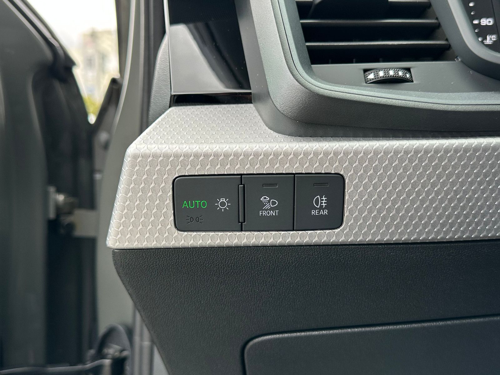 Audi A1 Sportback 30 TFSI S tr. - Samsaru's Car Outlet