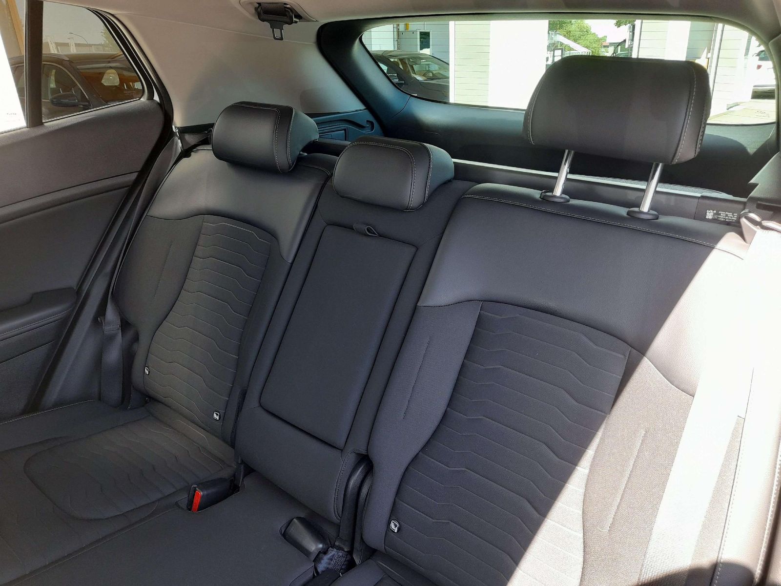 Kia Sportage Spirit 1.6T STD DCT - Samsaru's Car Outlet