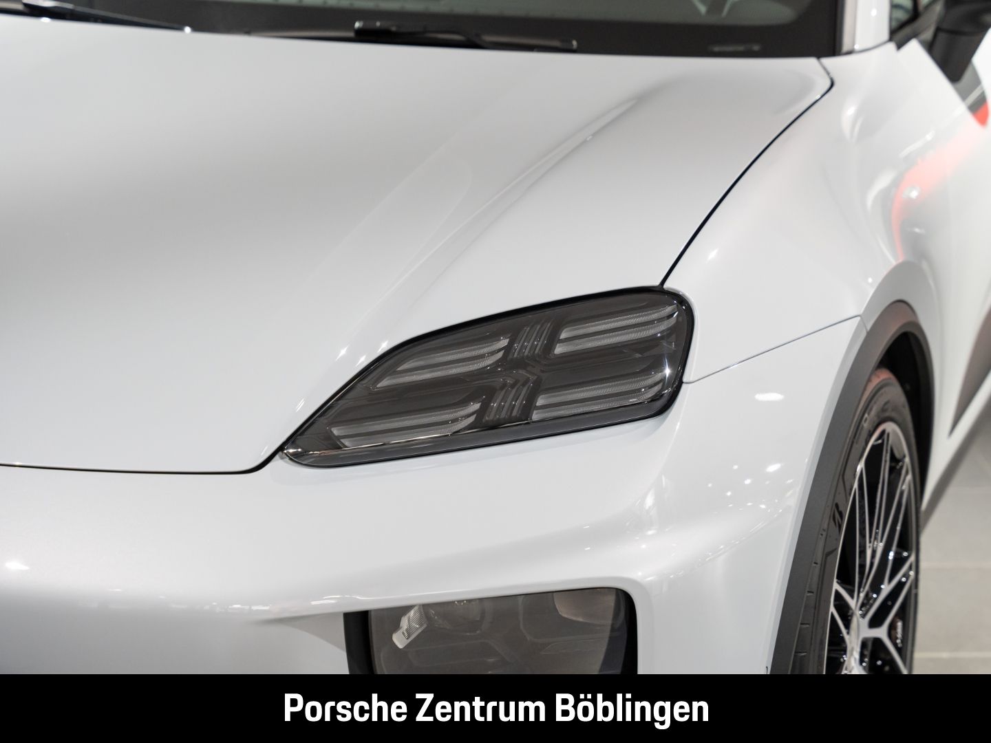 Porsche Macan 4 InnoDrive HeadUp LEDmatrix Panorama BOSE