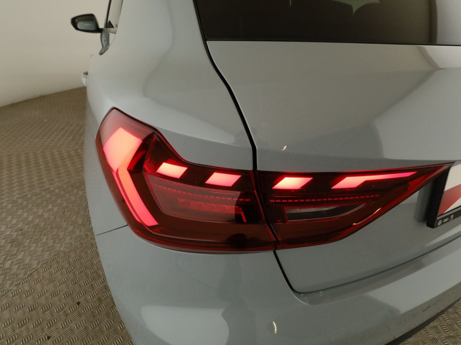 Audi A1 Sportback 40 TFSI S line - Samsaru's Car Outlet