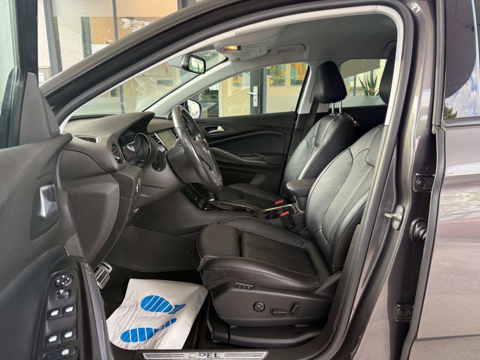 Opel Grandland X - Samsaru's Car Outlet