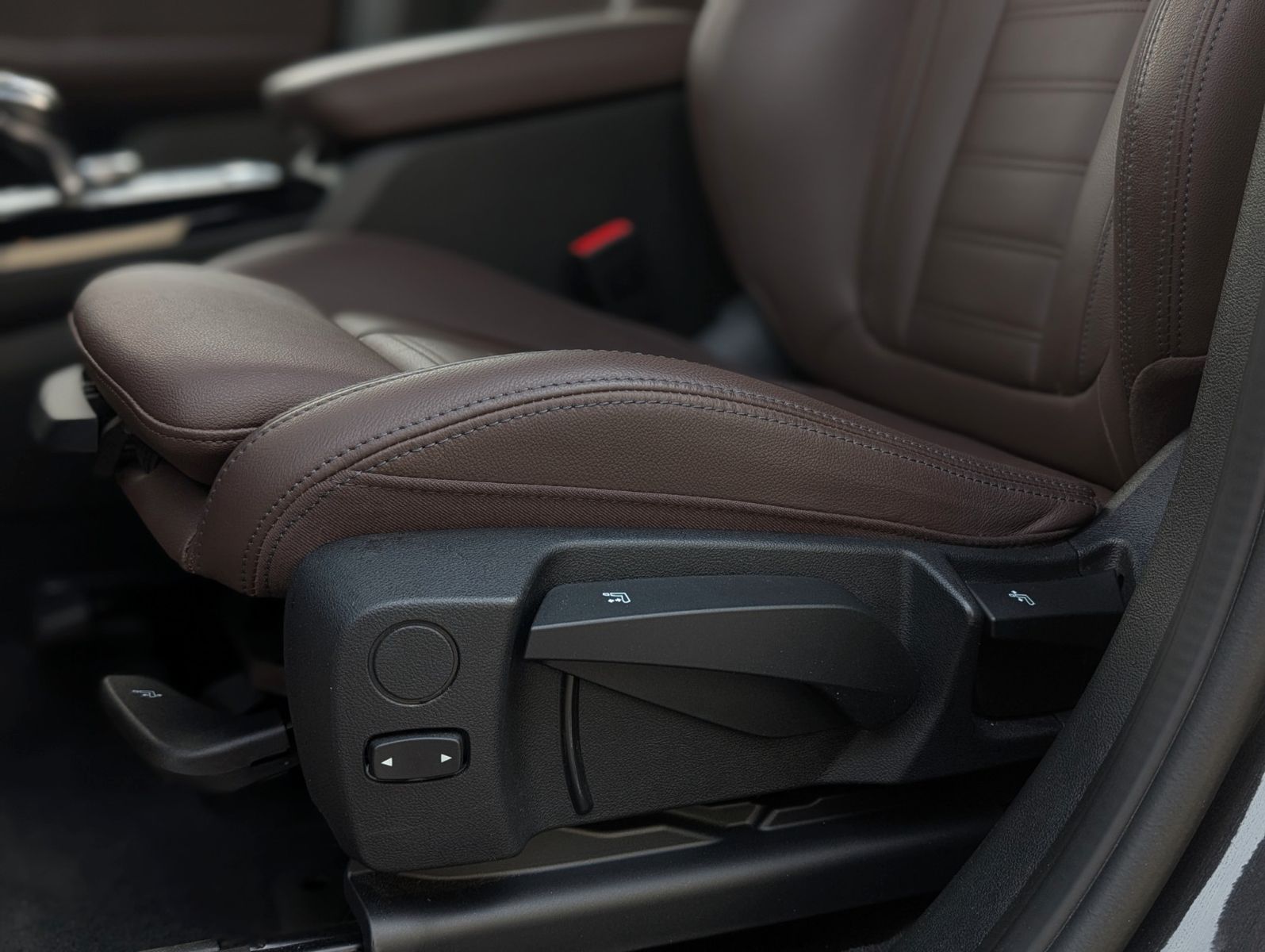 BMW X3 xDrive20dAT M-Sport - Samsaru's Car Outlet