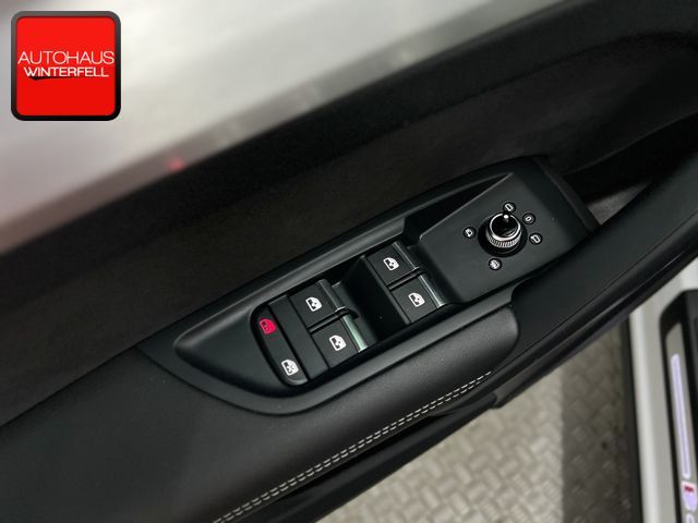 Audi Q5 50 TFSI e qu S line PANO+AHK+MEMO+360+MATRIX