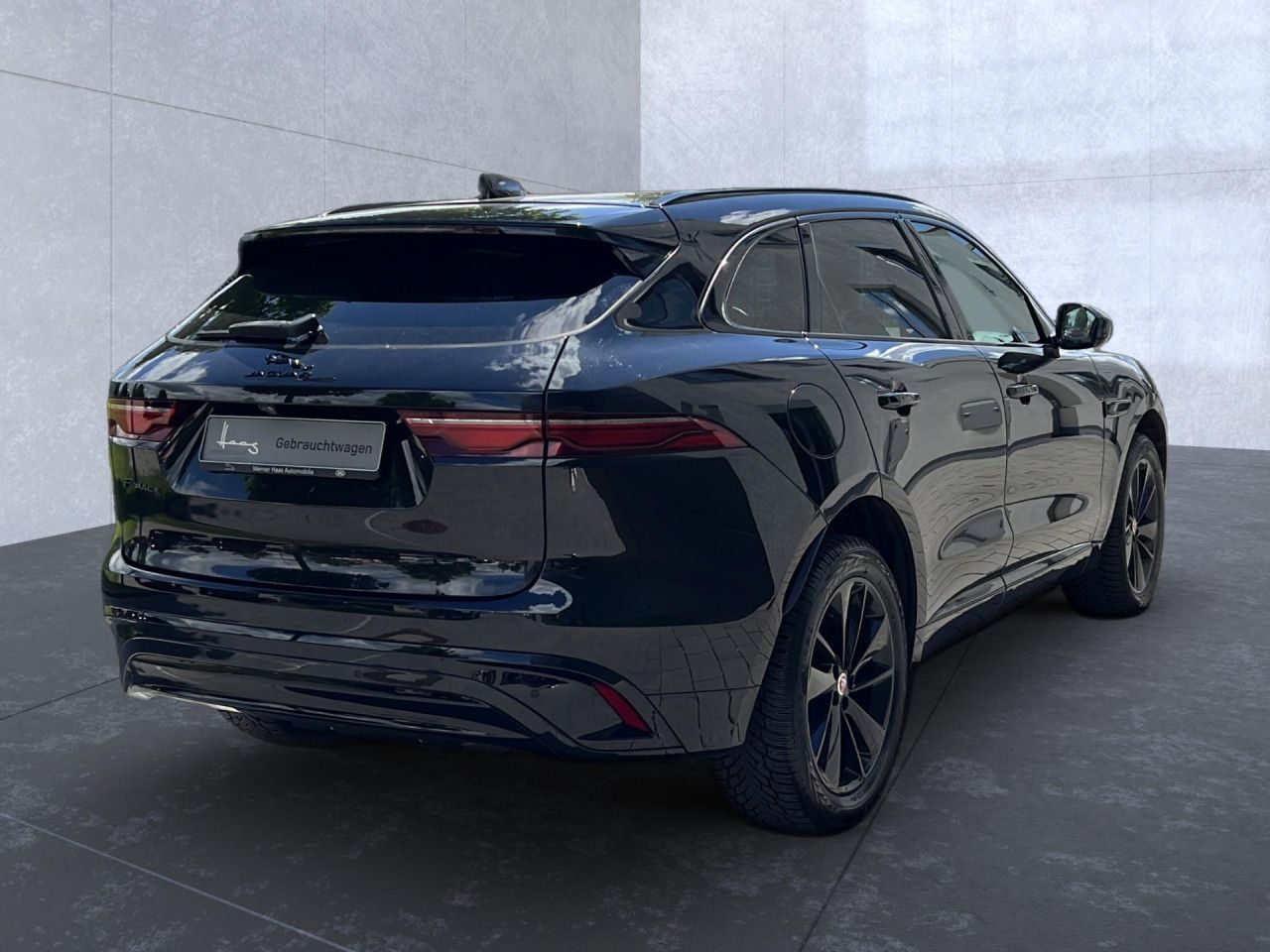 Jaguar F-Pace P250 AWD R-Dynamic SE