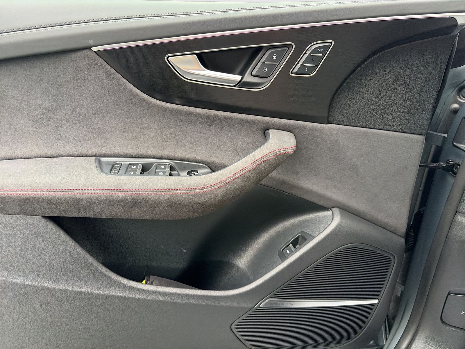 Audi RSQ8 performance Keramik/305km/h/Carbon/RS-AGA/2