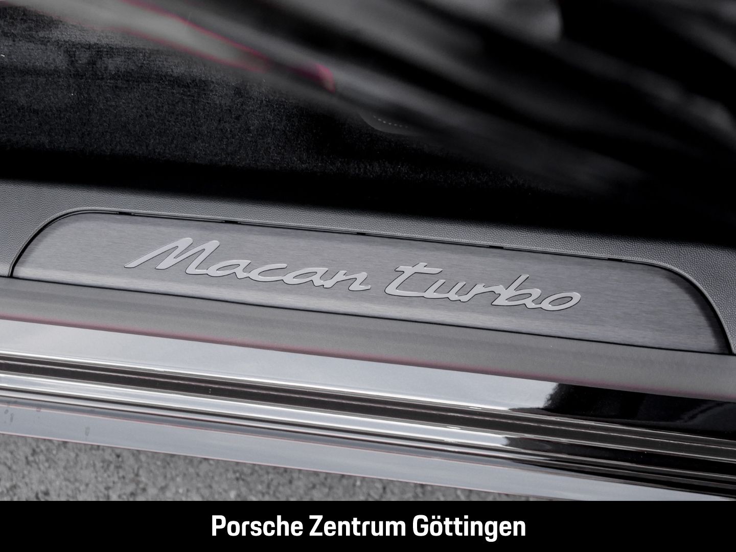 Porsche Macan Turbo InnoDrive LED-Matrix HA-Lenkung