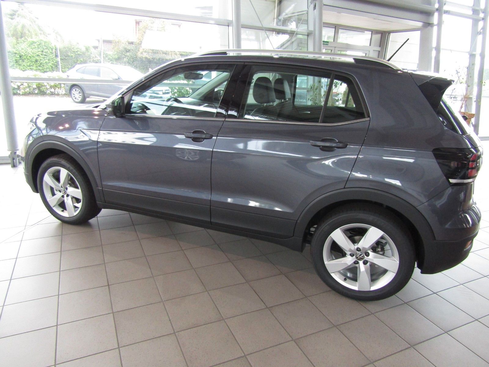 Volkswagen T-Cross Style 1.0 l TSI - Samsaru's Car Outlet