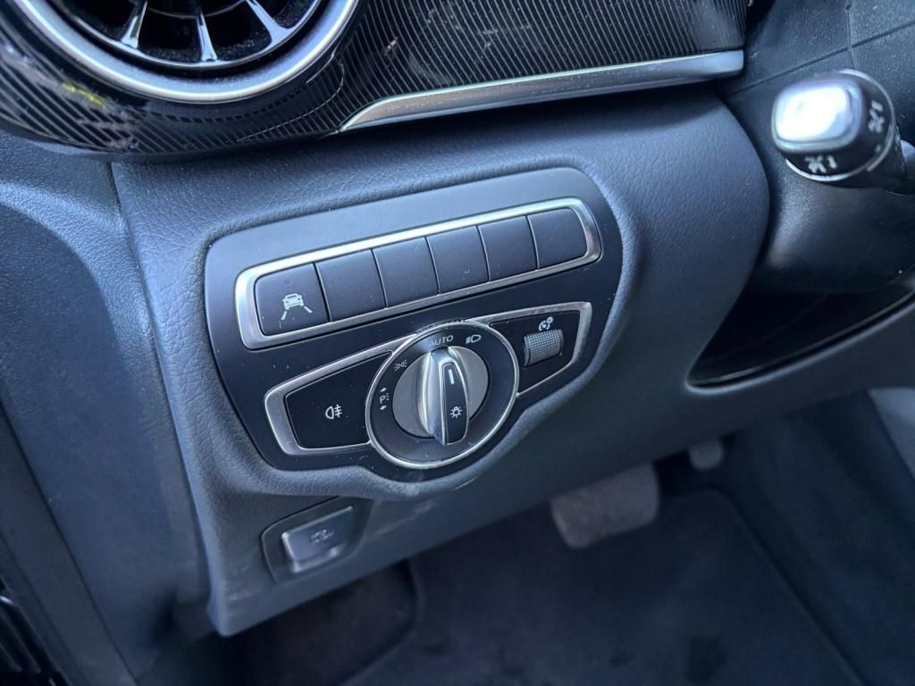 Mercedes-Benz V 250 d EDITION - Samsaru's Car Outlet