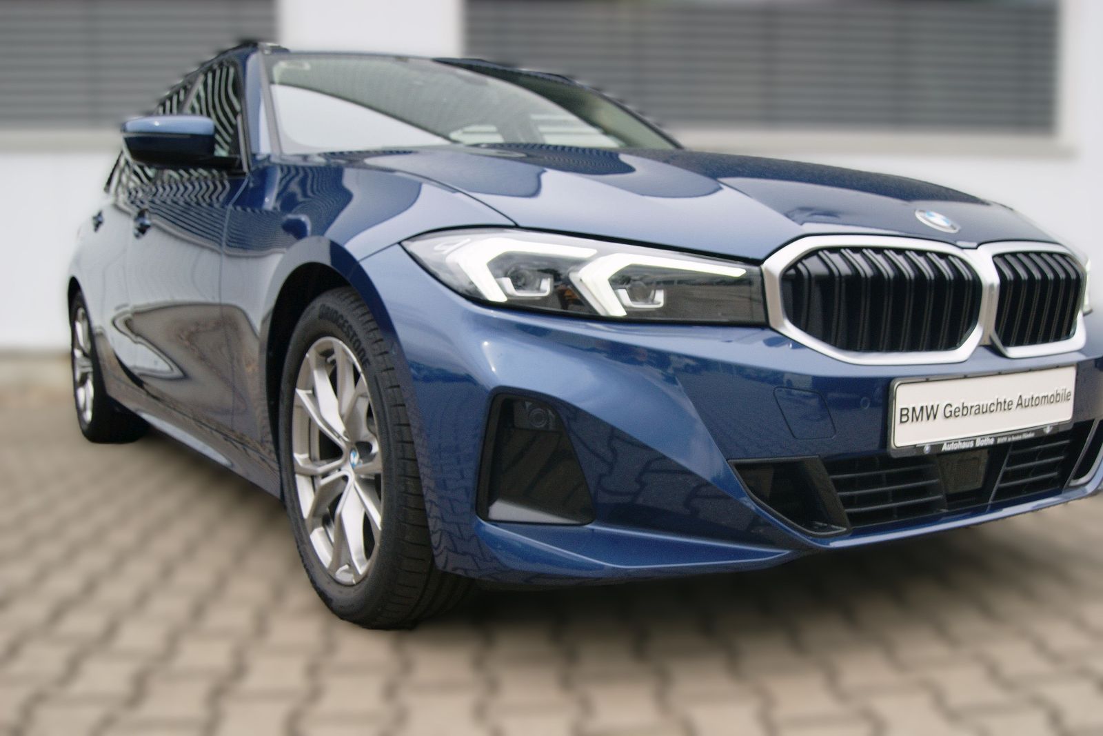 BMW 320i TOUR SPORT - Samsaru's Car Outlet