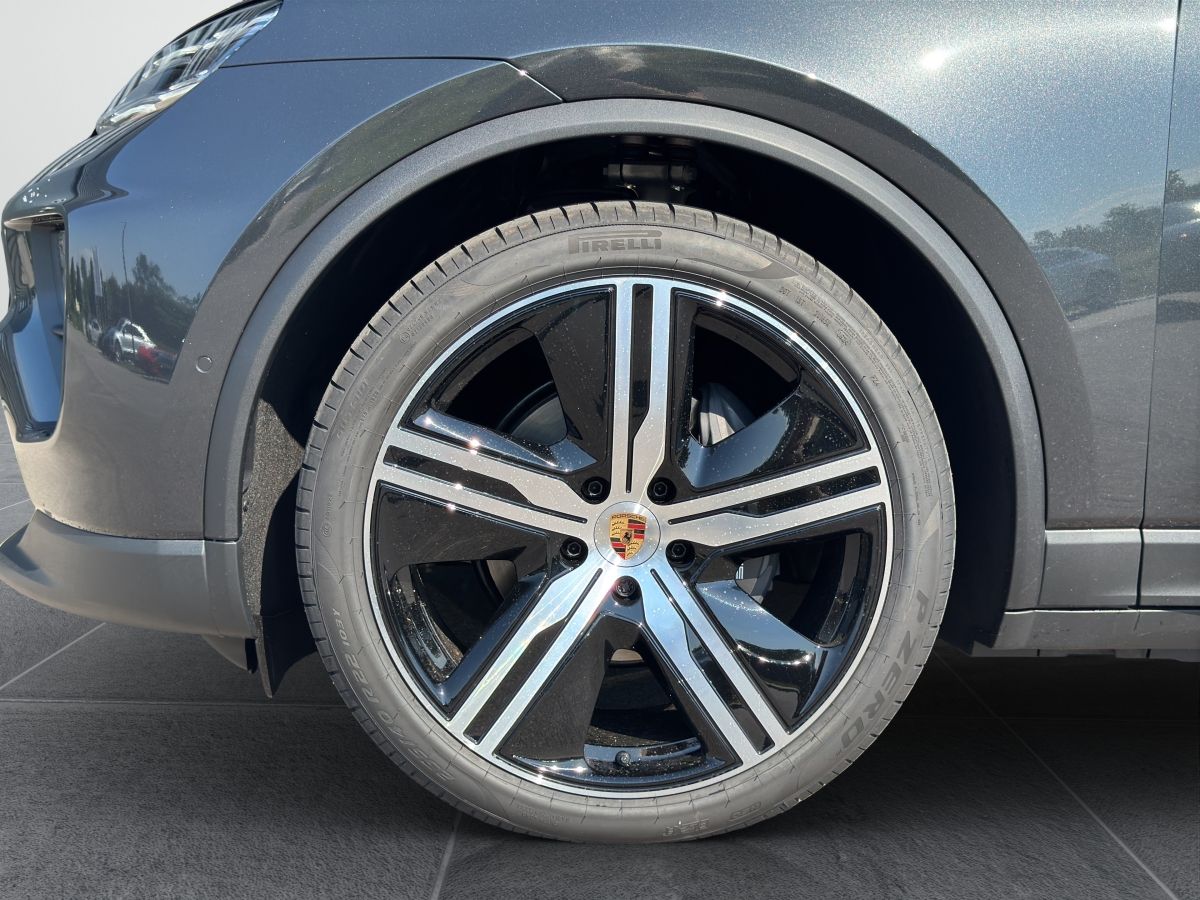 Porsche Macan 4 | Luftfederung | Panorama | BOSE | AHK |