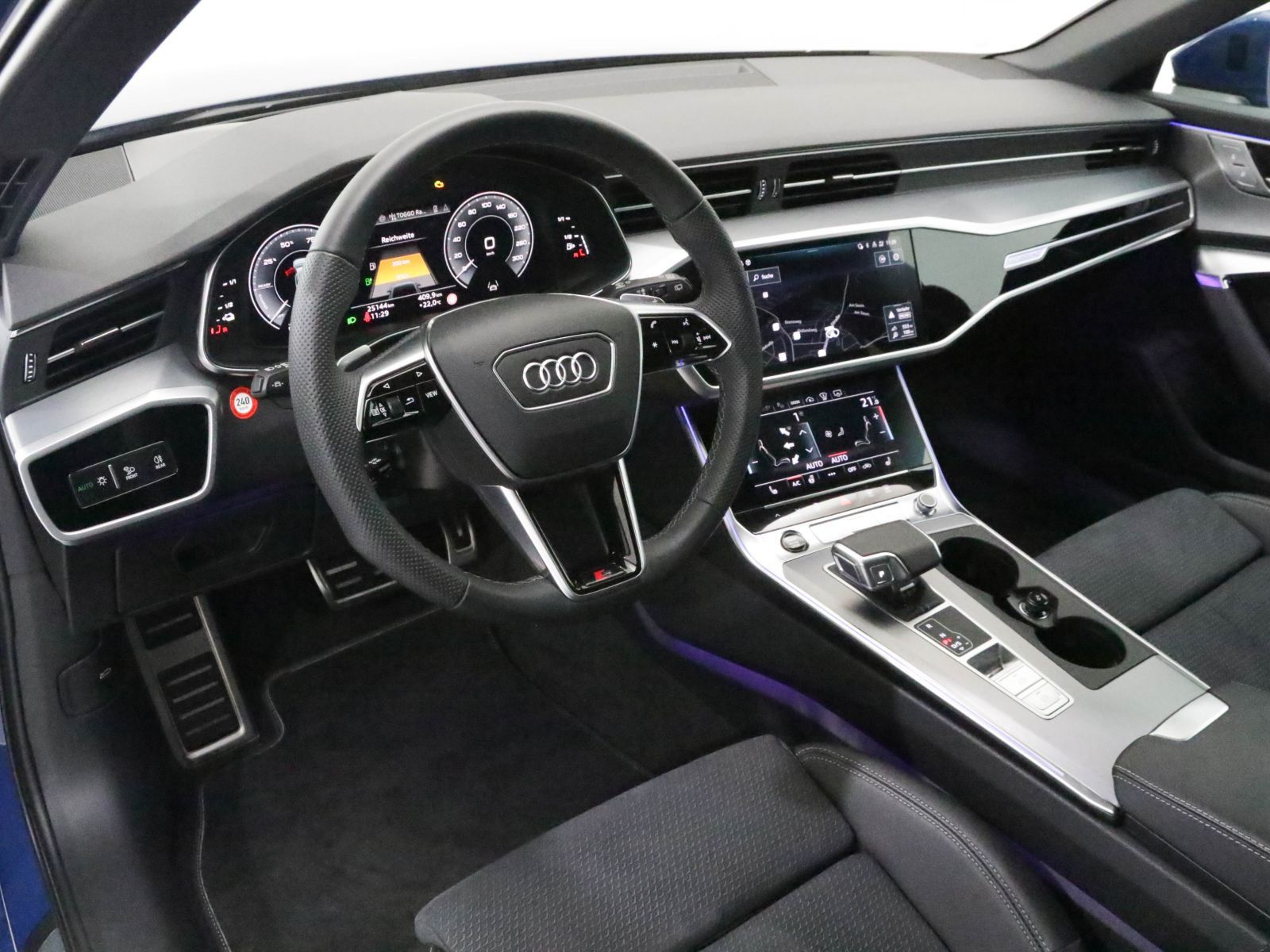 Audi A6 Avant 55 TFSIe quattro S line - Samsaru's Car Outlet