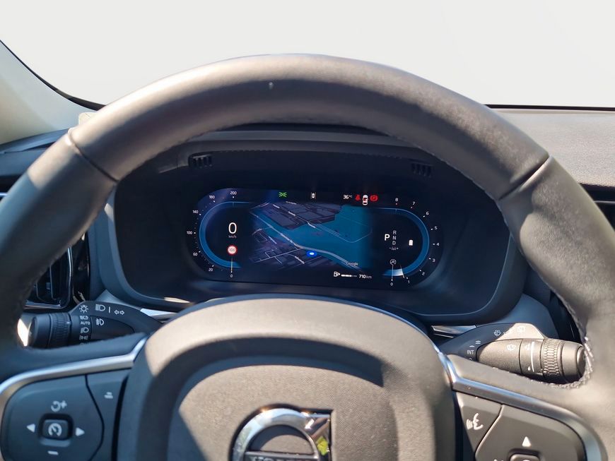 Volvo XC60 B5 B AWD Core