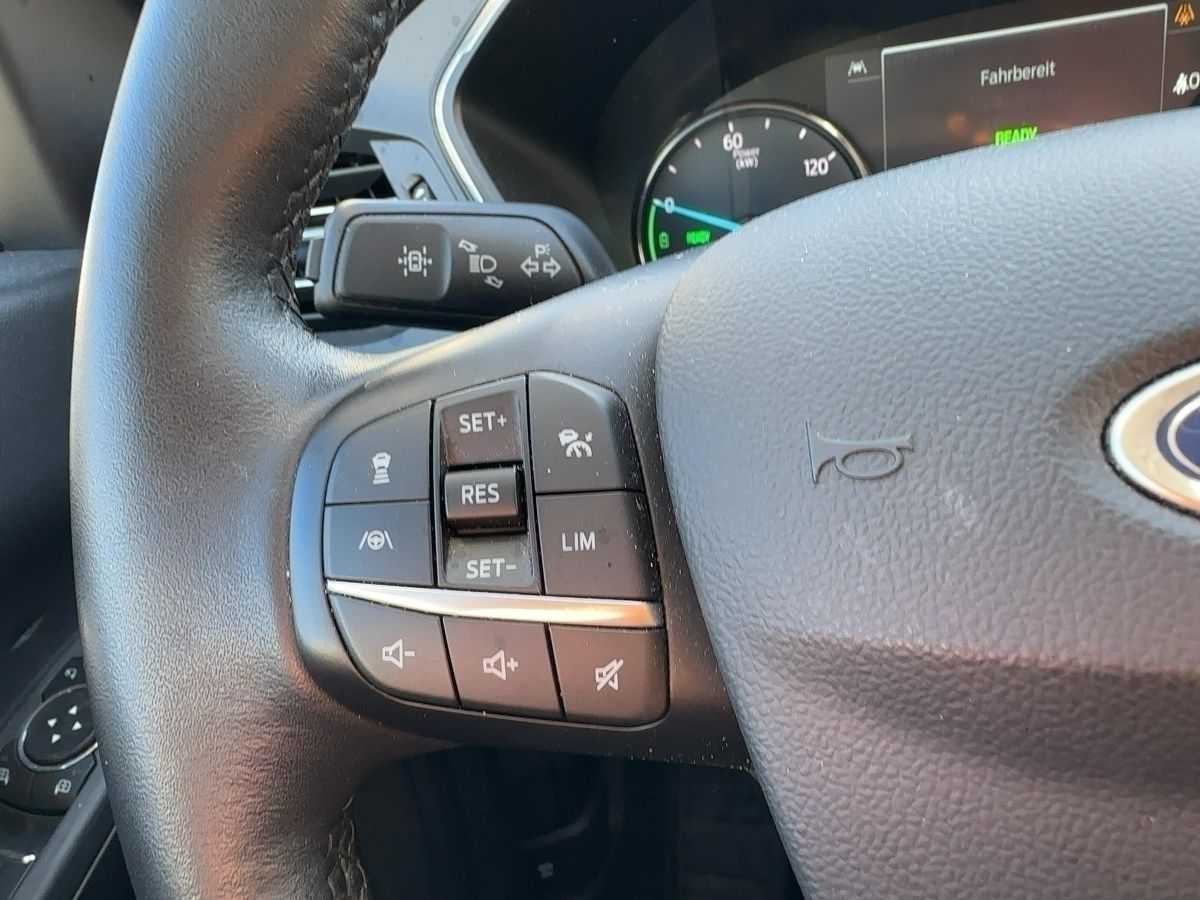 Ford Kuga Titanium - Samsaru's Car Outlet