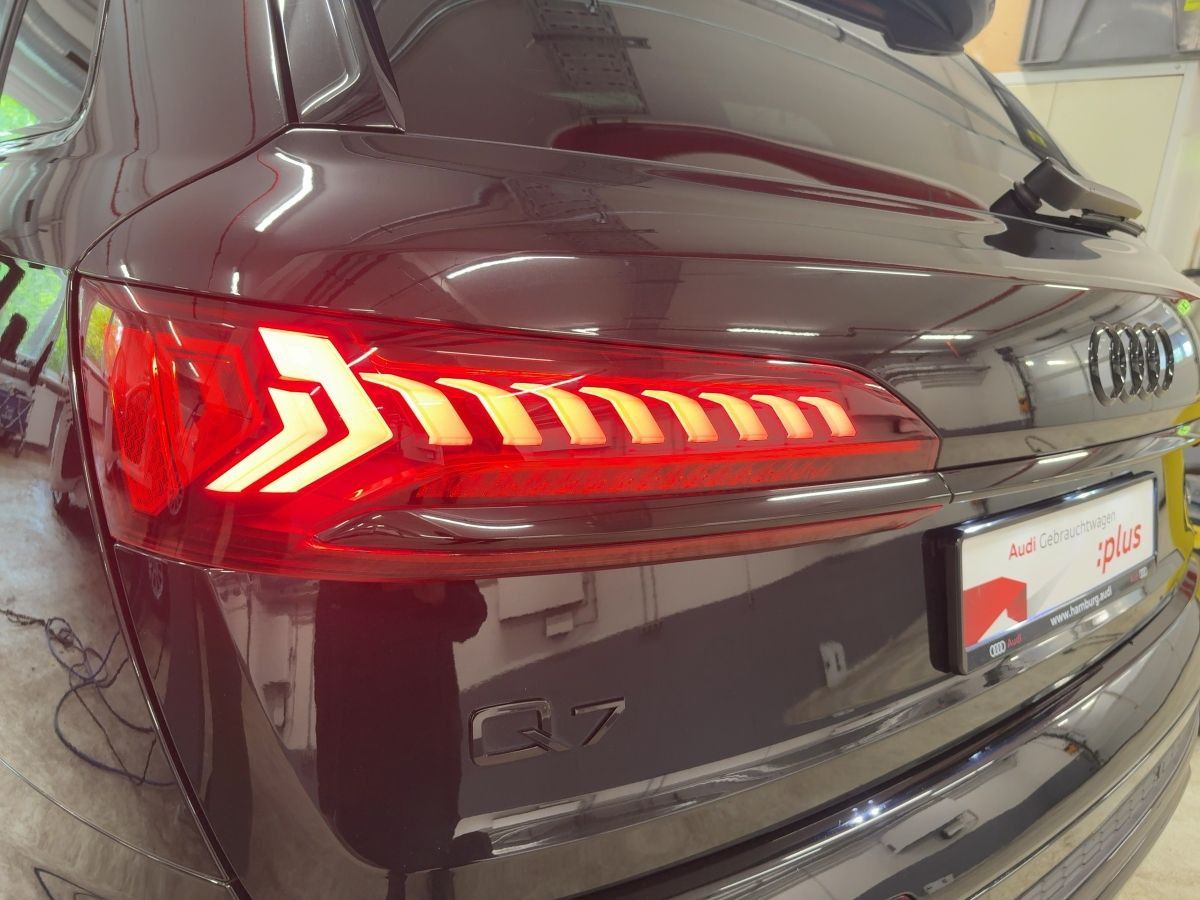 Audi Q7 50 TDI qu. tiptronic S LINE/COMPETITION-PLUS
