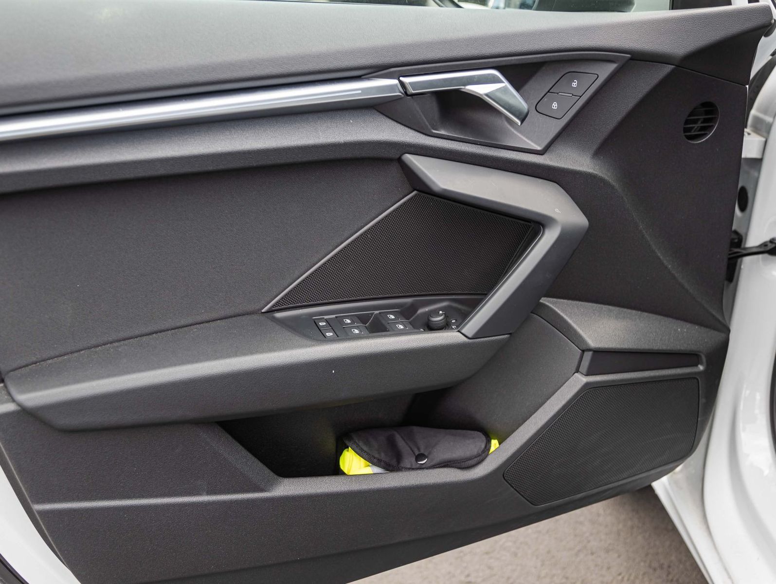 Audi A3 Sportback advanced 30TFSI Stronic LED GRA AHK