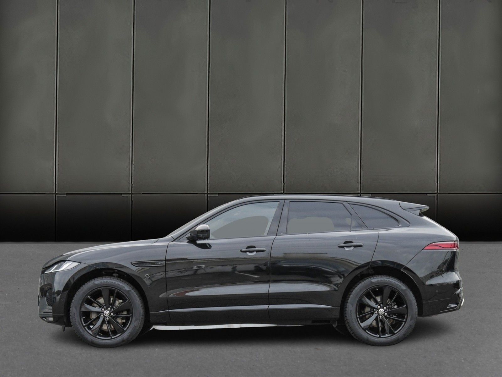 Jaguar F-PACE D300 R-Dynamic SE 90th Anniversary Editio