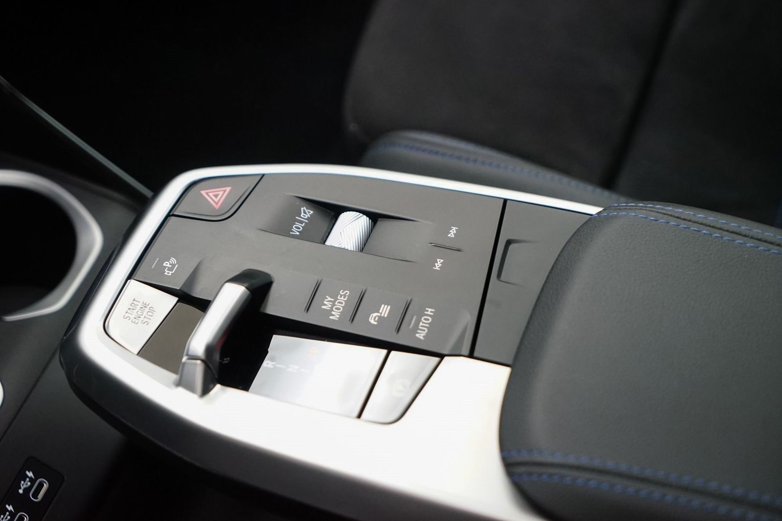 BMW X1 xDrive23i M Sport - Samsaru's Car Outlet