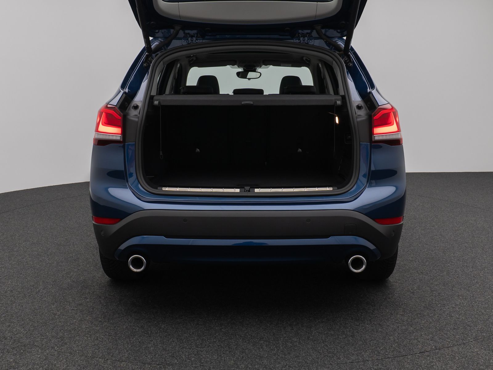 BMW X1 xD20d - Samsaru's Car Outlet