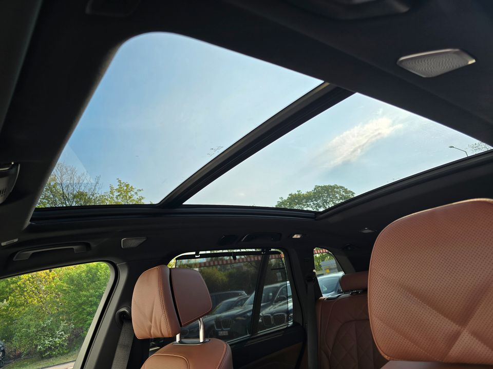BMW X5 xDrive50e M Sportpaket*Pano*AHK*adapLED*DAPro