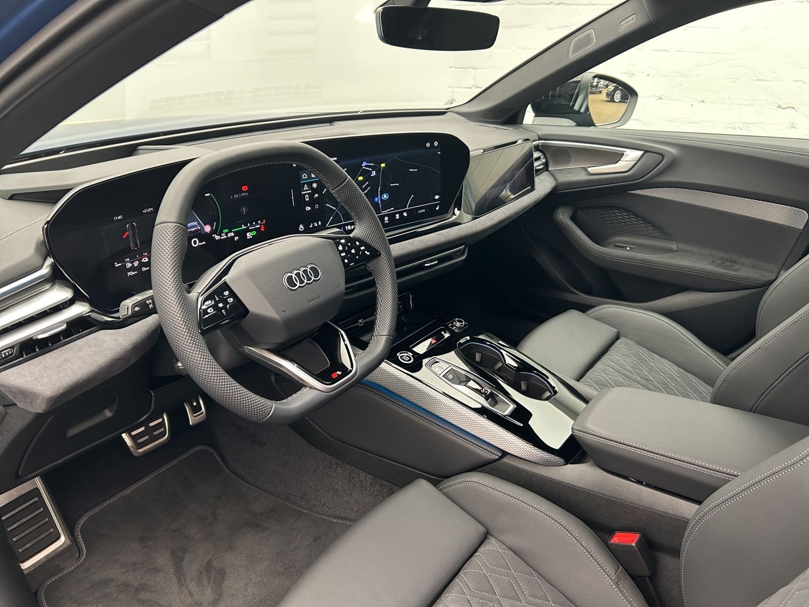 Audi A5 Limousine e-hybrid edition one qu S line*Navi