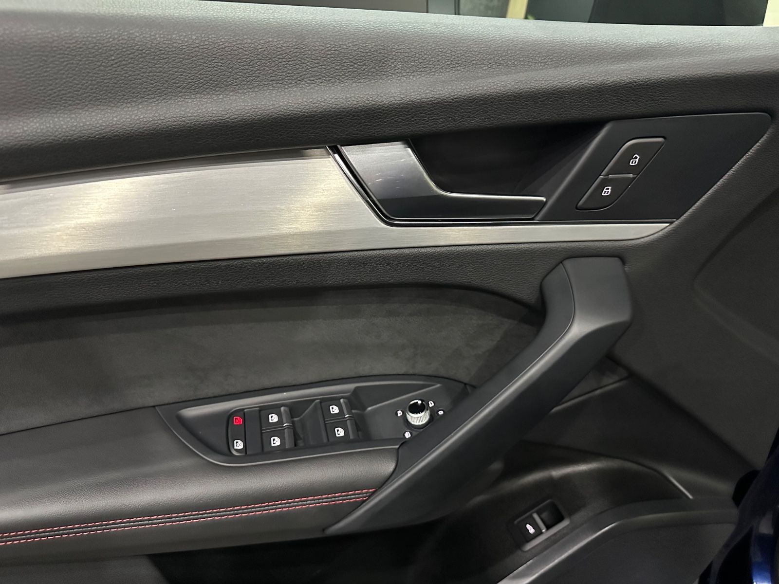 Audi Q5 Sportback 40 TDI quattro S line - Samsaru's Car Outlet