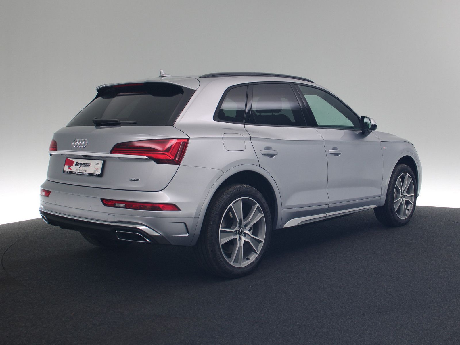 Audi Q5 40 TDI quattro S line AHK MATRIX-LED ACC SHZ