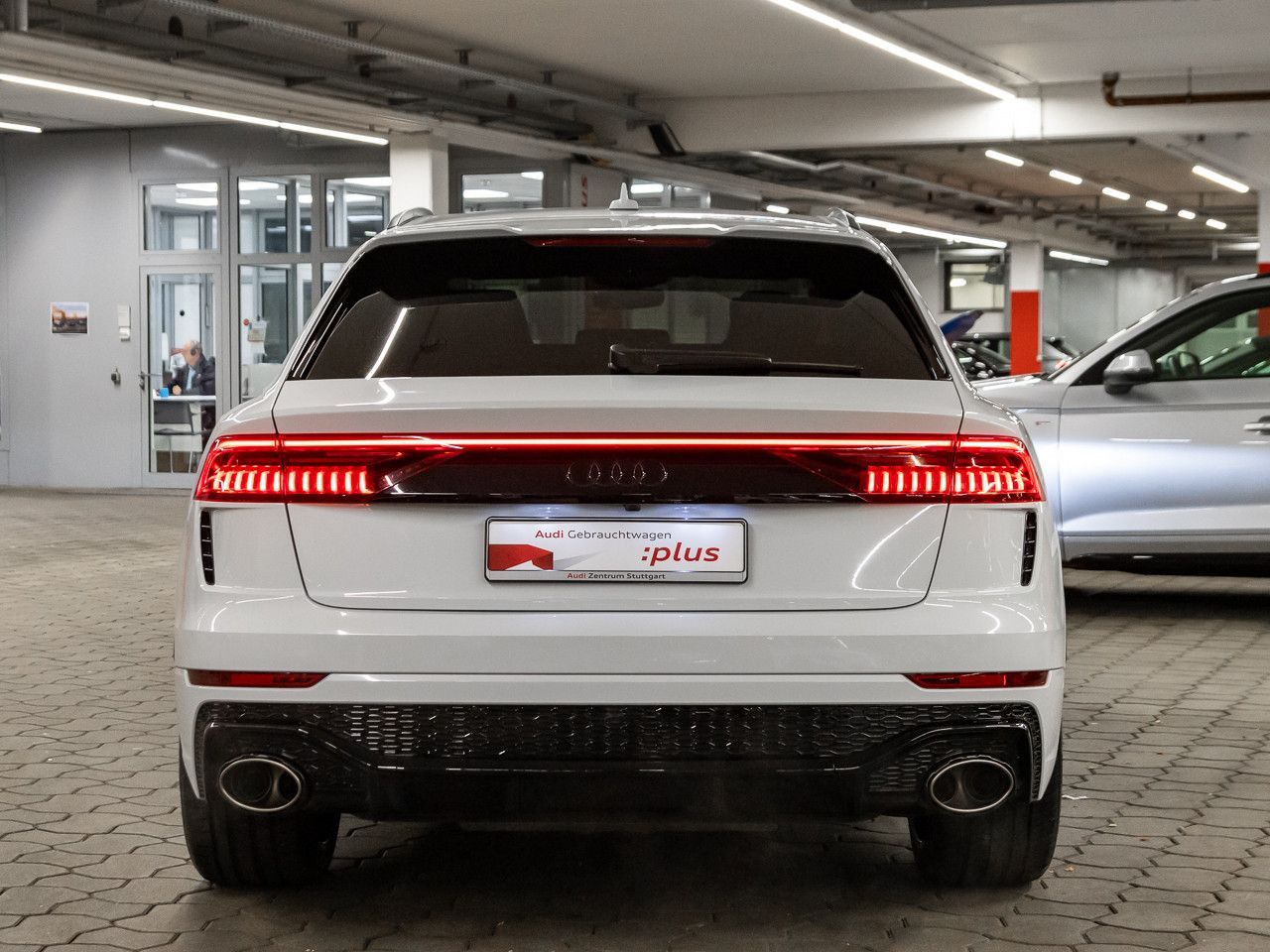 Audi RS Q8 4.0 TFSI quattro Dynamik plus Akrapovic