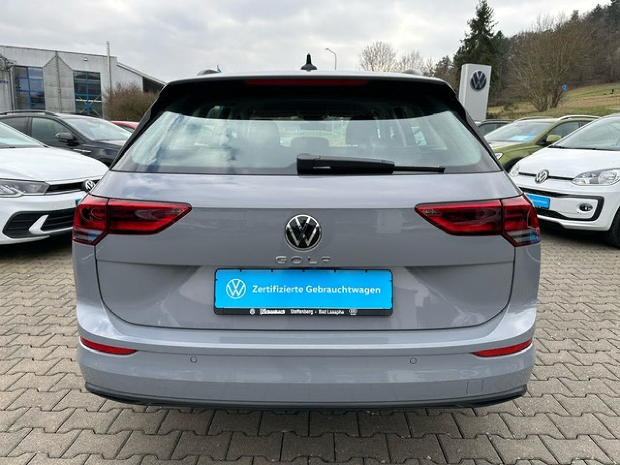 Volkswagen Golf VIII Variant Life 1.5 TSI - Samsaru's Car Outlet