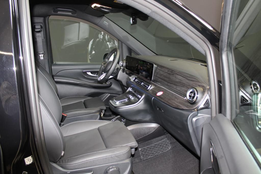 Mercedes-Benz V 300 - Samsaru's Car Outlet