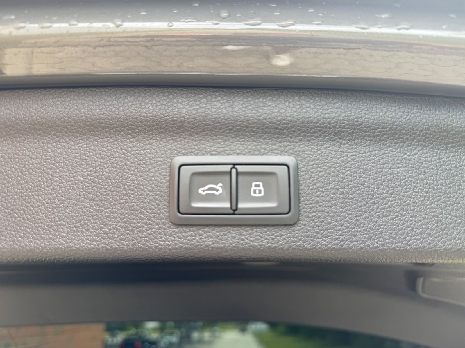 Audi Q3 40 TFSI S line - Samsaru's Car Outlet