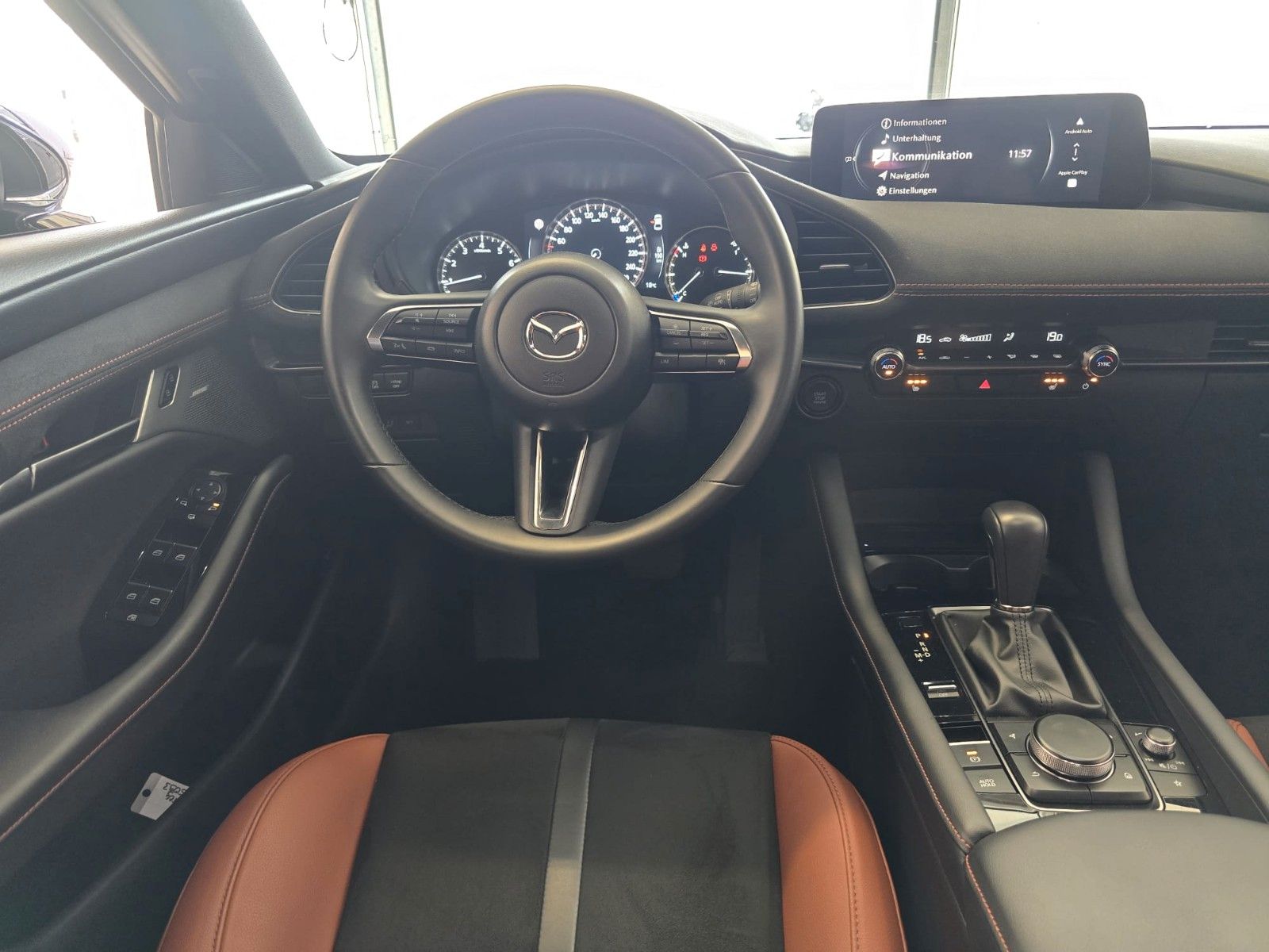 Mazda 3 Lim. 5-trg. Nagisa FWD 2.5l 140ps*HUD*RFK*BOSE