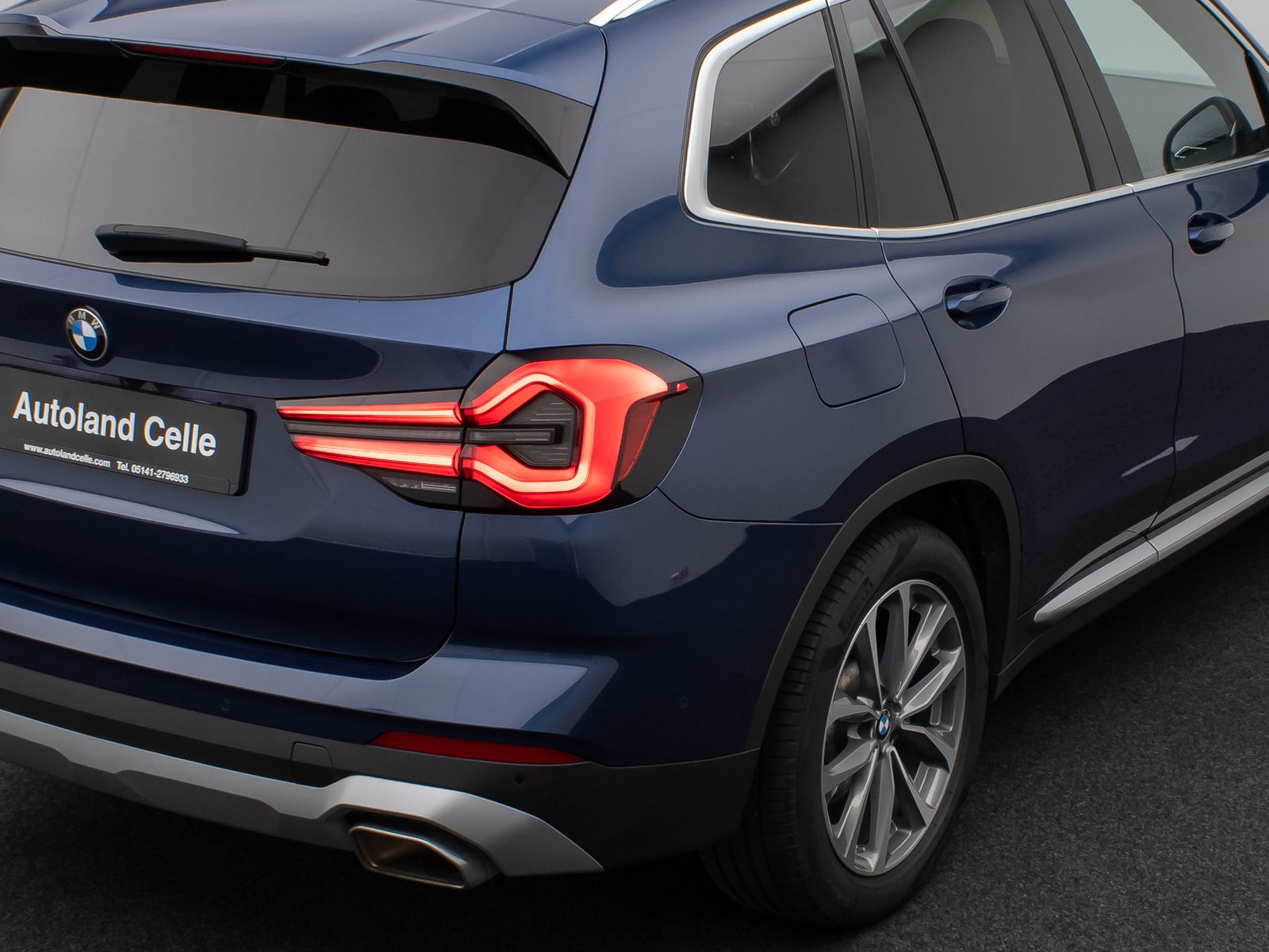 BMW X3 xD30i Sport - Samsaru's Car Outlet