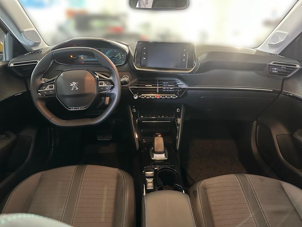 Peugeot e-208 Allure - Samsaru's Car Outlet