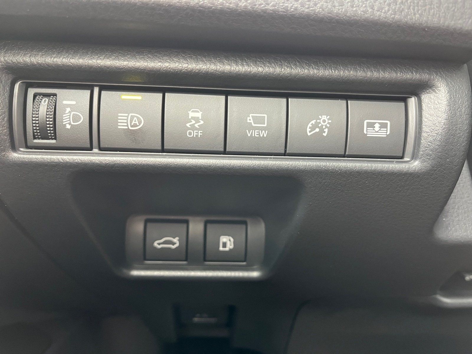 Toyota Camry 2.5 Hybrid Executive Navi+Kamera+LED+Winte
