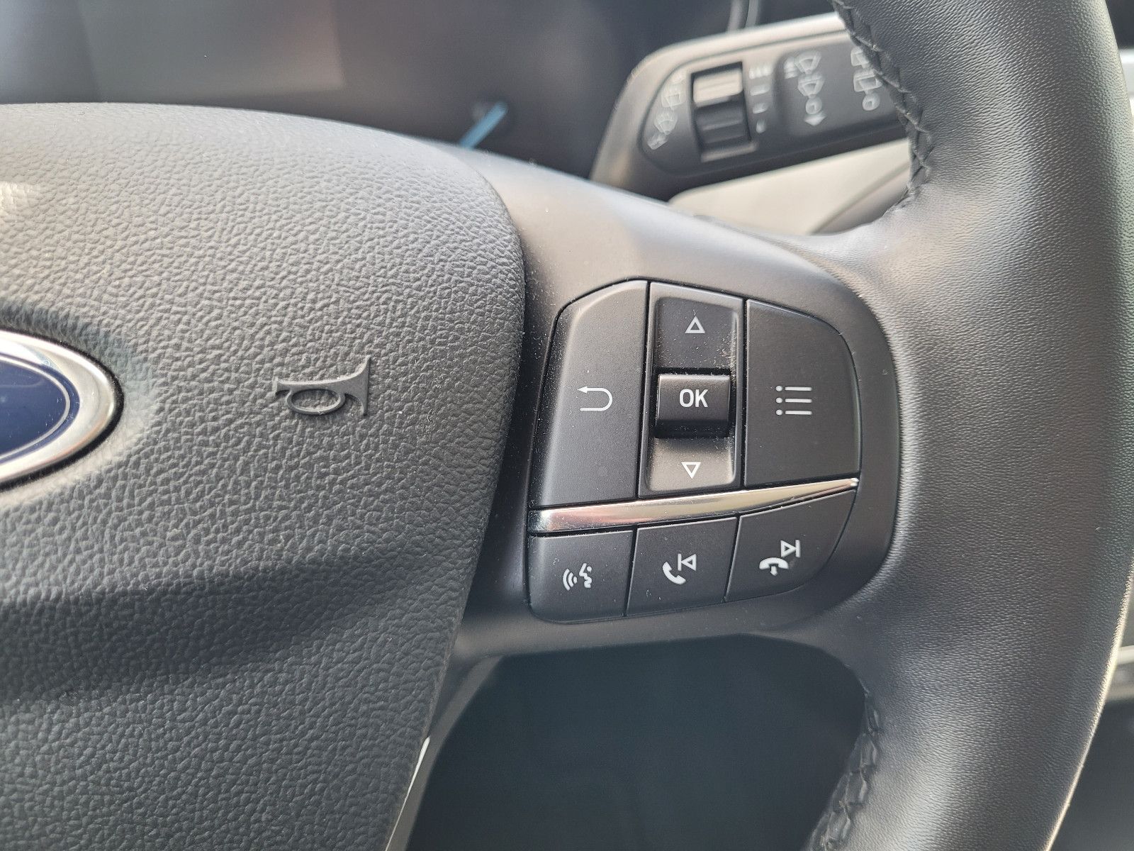 Ford Focus Turnier MHEV Active ACC LED Navi Kamera DA