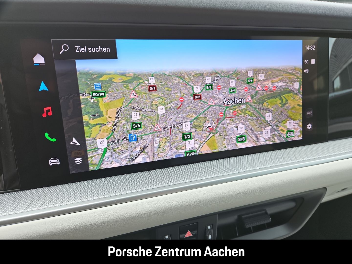 Porsche Cayenne E-Hybrid BOSE Panoramadach Luftfederung