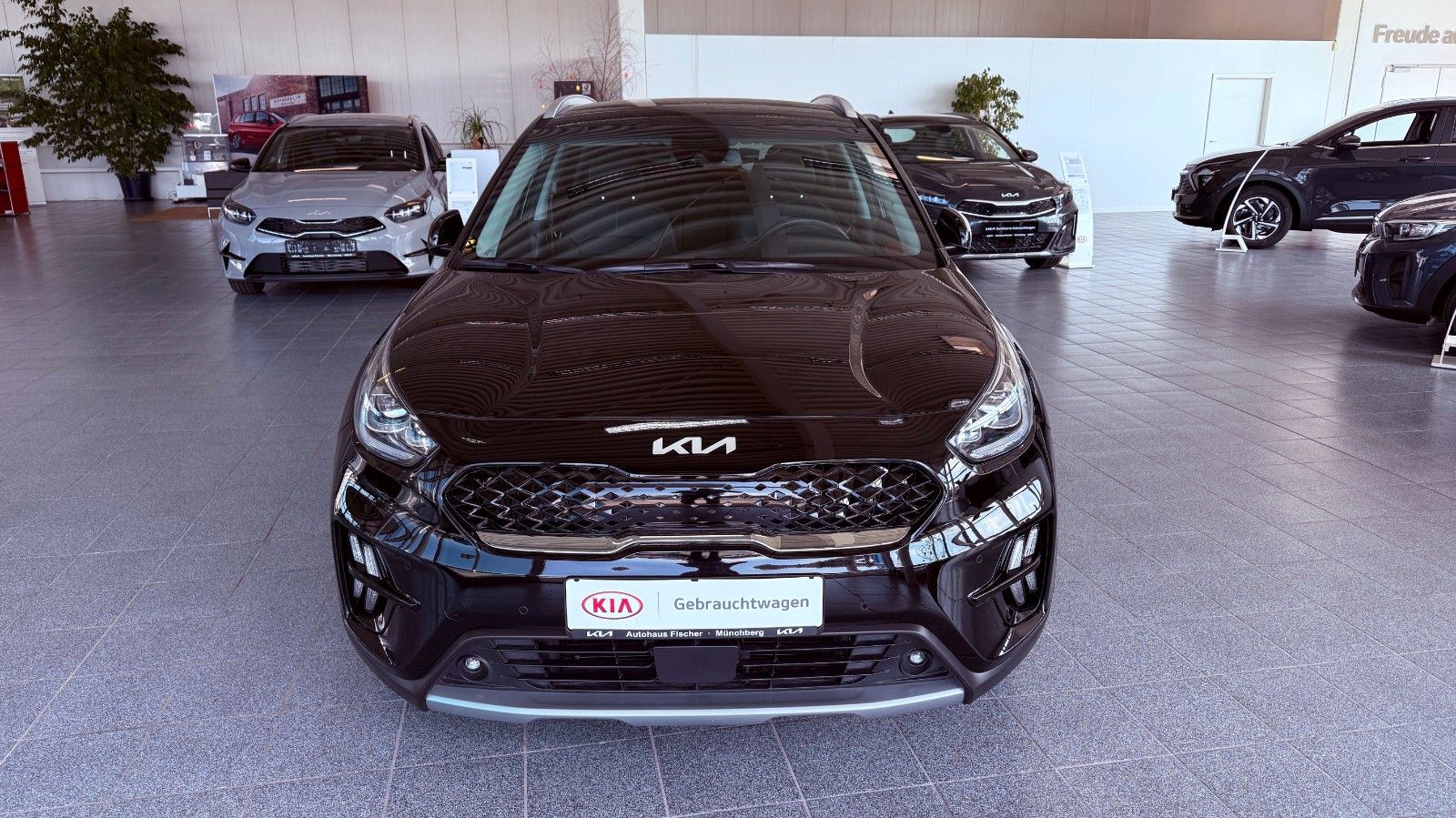 Kia Niro 1.6 Spirit Plug-in Hybrid - Samsaru's Car Outlet