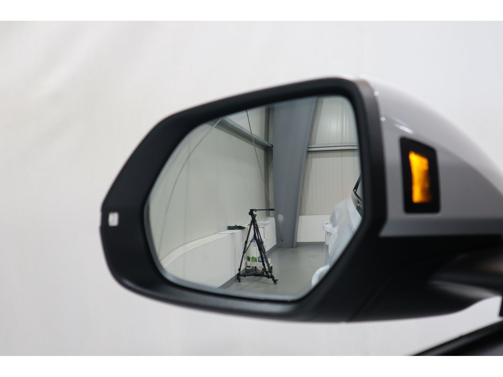 Audi Q8 SUV 50 TDI S line - Samsaru's Car Outlet