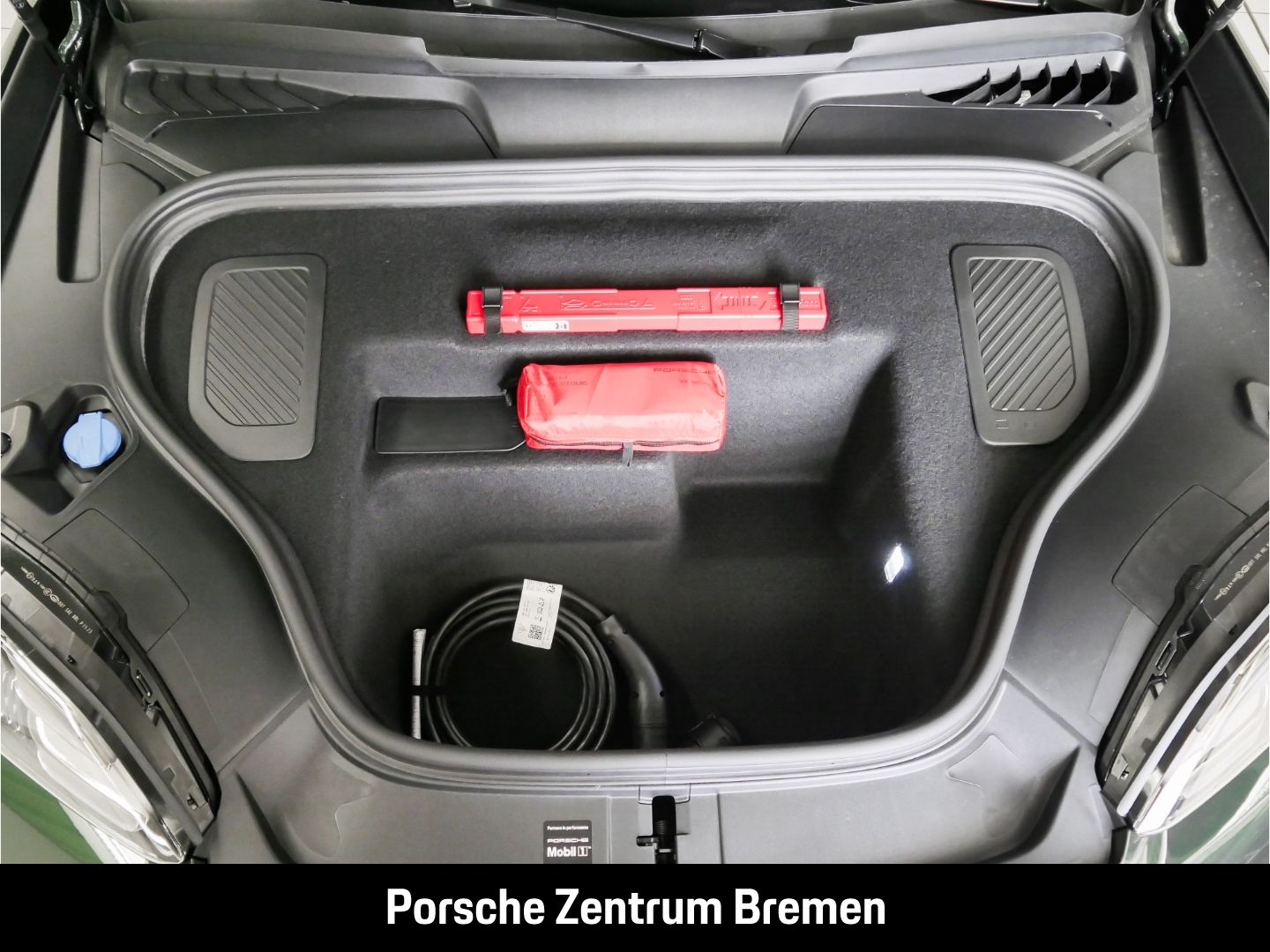 Porsche Macan 4 S Burmester Pano InnoDrive Luftfederung