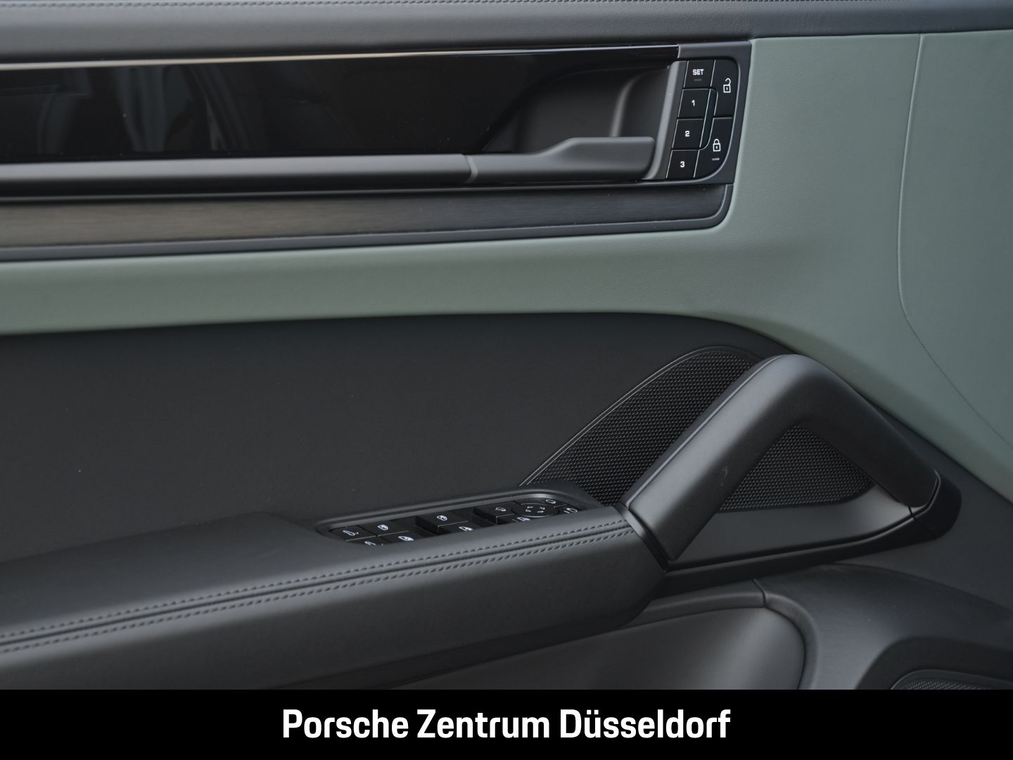 Porsche Cayenne GTS Sportabgasanlage PDCC BOSE 22-Zoll