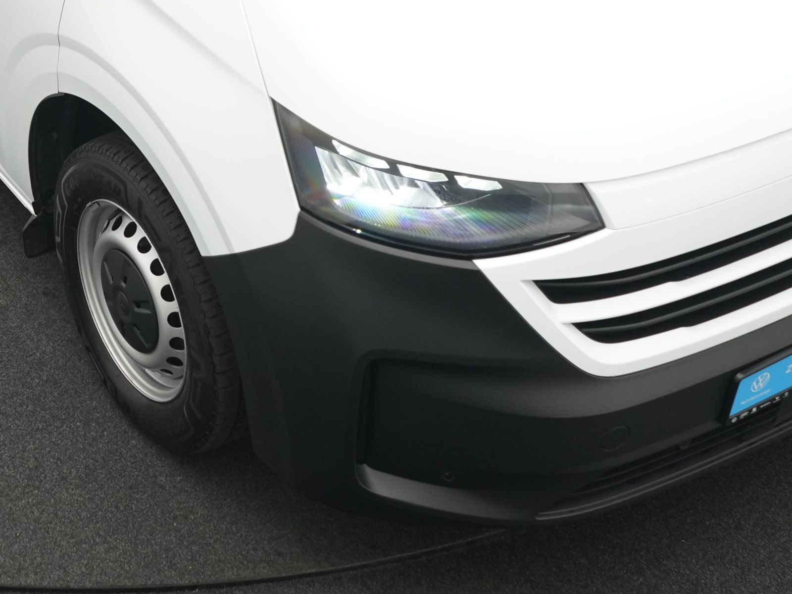 Volkswagen T7 Kasten Transporter LR/Lang 2.0 TDI *LED*KAM*