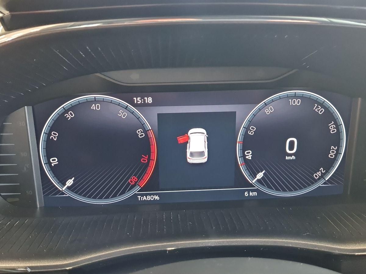 Skoda Fabia Tour 1,0 TSI DSG+ACC+PDC+RFK+LHZ+LED+AHK+